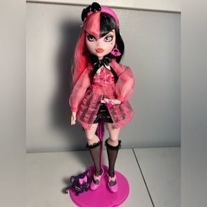 Monster High Doll With Stand